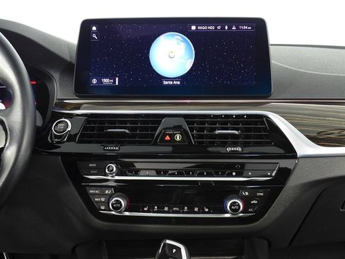 Used 2023 BMW 530i w/ Premium Package RWD image 26