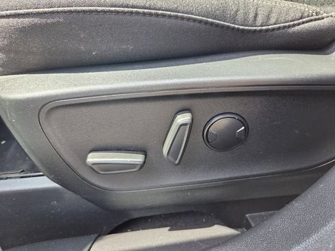 Used 2023 Ford Escape Active w/ Tech Pack #1 FWD image 19