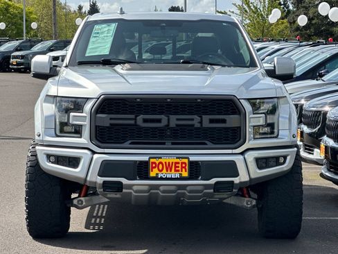 Used 2019 Ford F150 Raptor w/ Equipment Group 802A Luxury image 9