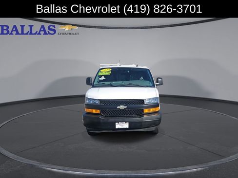 Certified 2020 Chevrolet Express 2500 Work Van w/ Driver Convenience Package image 3