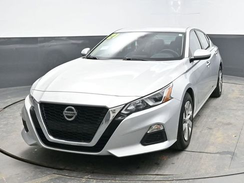 Used 2021 Nissan Altima 2.5 S image 2