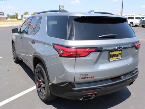Used 2023 Chevrolet Traverse Premier w/ Redline Edition FWD image 6