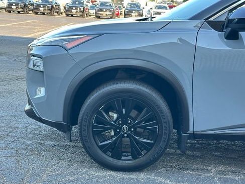 Used 2023 Nissan Rogue SV w/ SV Premium B Package AWD/4WD image 7