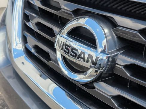 Used 2020 Nissan Pathfinder S FWD image 14