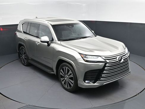 New 2026 Lexus LX 600 4WD w/ Luxury Package image 36