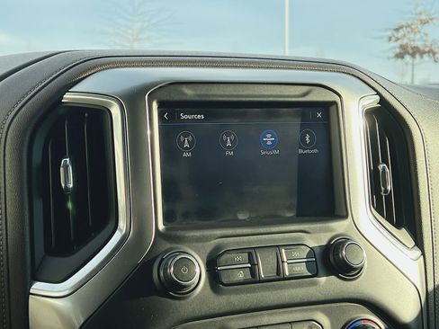 Used 2019 Chevrolet Silverado 1500 LTZ w/ LTZ Plus Package image 18