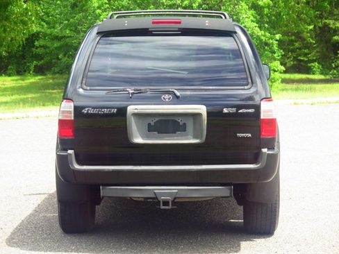 Used 1999 Toyota 4Runner SR5 AWD/4WD image 29
