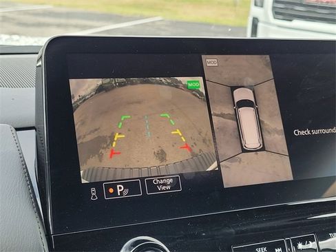 Used 2023 Nissan Armada SL w/ Cargo Package image 17