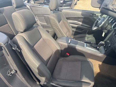 Used 2014 Ford Mustang Convertible RWD image 16