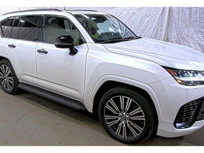 Used 2023 Lexus LX 600 4WD w/ Appearance Package