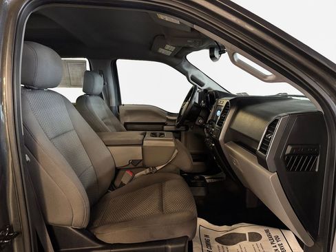 Used 2018 Ford F150 XLT w/ Equipment Group 302A Luxury image 26