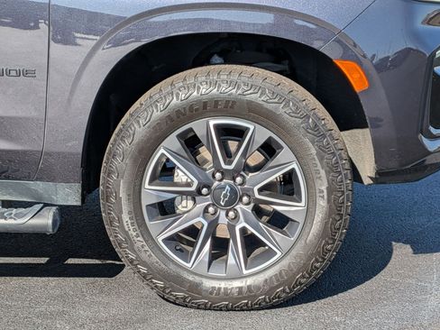 Used 2023 Chevrolet Tahoe Z71 w/ Luxury Package image 10