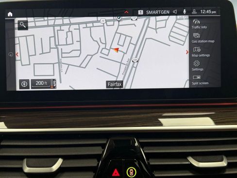 Used 2023 BMW 530i xDrive w/ Premium Package image 19