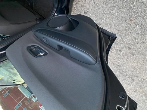 Used 2021 Honda HR-V Sport image 11