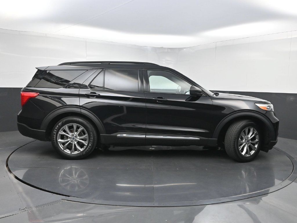 Used 2020 Ford Explorer XLT w/ Equipment Group 202A RWD image 41