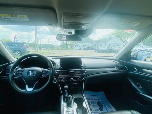 Used 2021 Honda Accord LX image 7