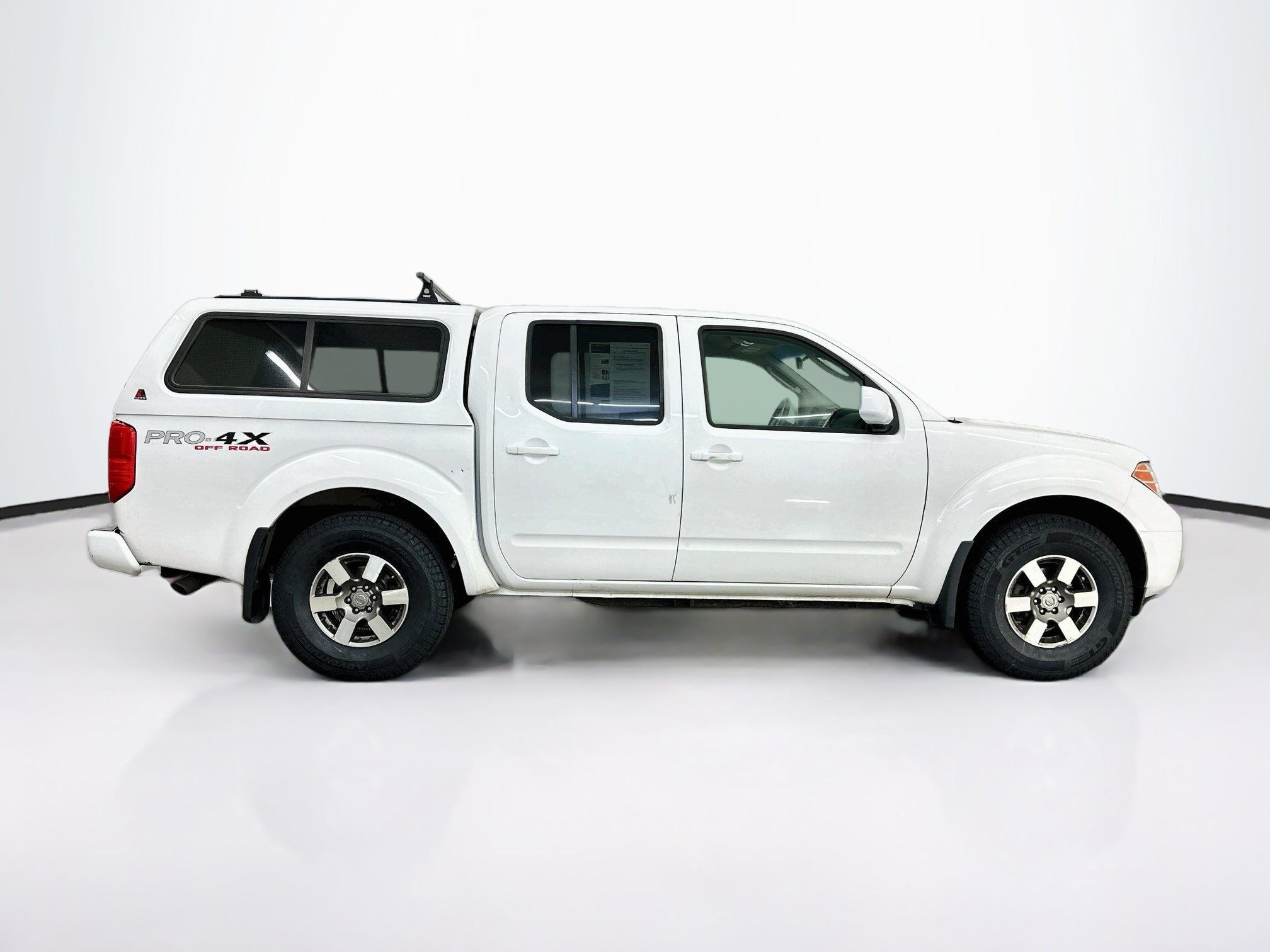 Used 2009 Nissan Frontier PRO-4X w/ Pro-4x Value Truck Pkg AWD/4WD image 10
