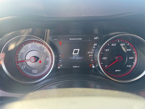 Used 2020 Dodge Charger SXT image 19
