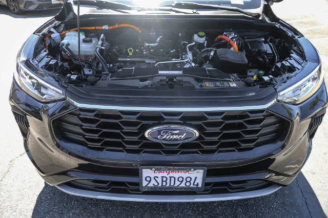Used 2023 Ford Escape ST-Line w/ Equipment Group 301A FWD image 32