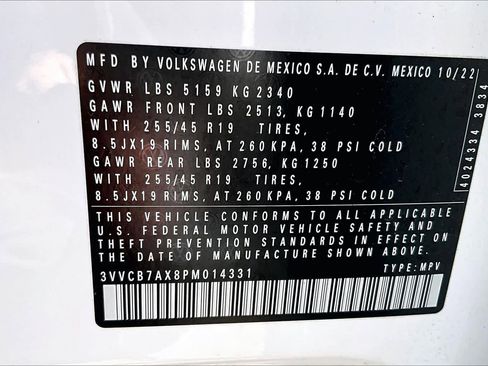 Certified 2023 Volkswagen Tiguan SE R-Line image 33