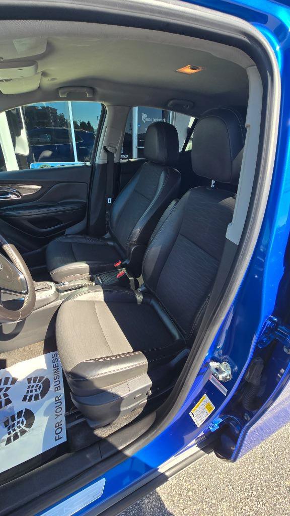 Used 2015 Buick Encore FWD image 9