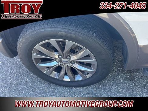 Used 2015 Ford F150 Lariat w/ Equipment Group 502A Luxury image 9