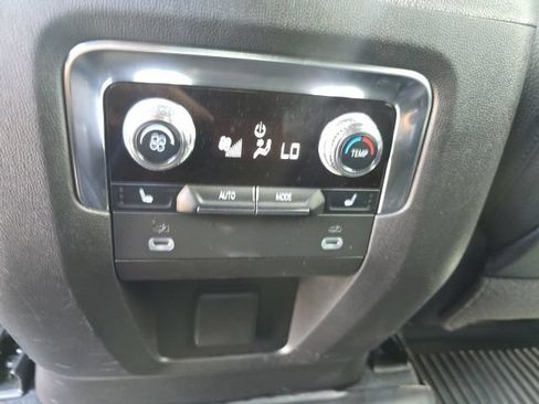 Used 2023 GMC Yukon Denali AWD/4WD image 31