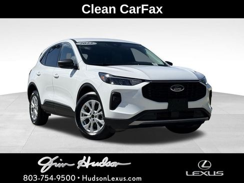 Used 2023 Ford Escape Active AWD/4WD image 1