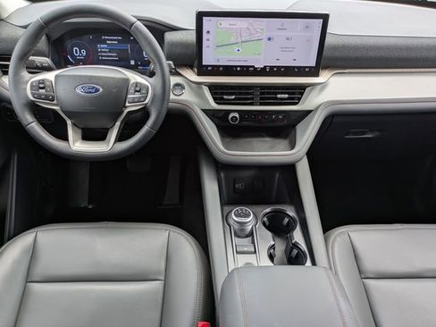 Certified 2026 Ford Explorer Active w/ Active Comfort Package RWD image 15