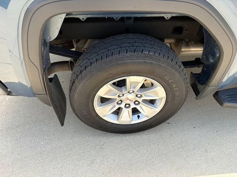 Used 2024 GMC Sierra 1500 SLE AWD/4WD image 27