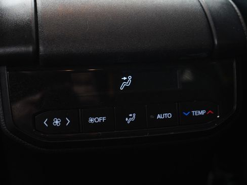 Used 2025 Toyota Highlander XSE AWD/4WD image 22