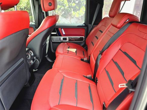 Used 2024 Mercedes-Benz G 63 AMG 4MATIC image 14