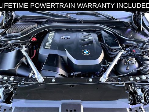 Used 2025 BMW 530i xDrive image 11