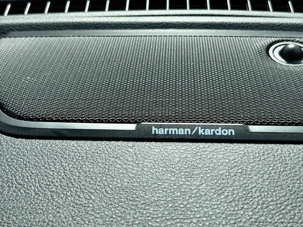 Used 2023 RAM 1500 Laramie AWD/4WD image 19