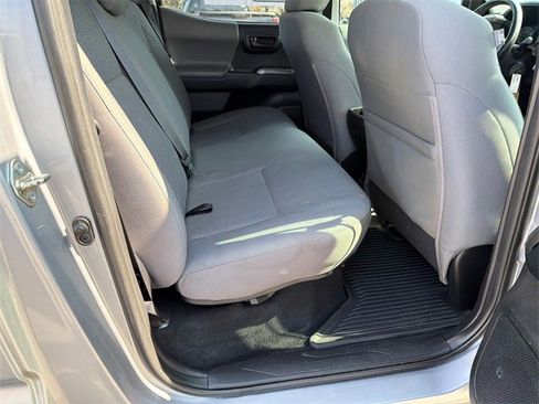 Used 2016 Toyota Tacoma SR5 w/ SR5 Appearance Package (SN) image 15