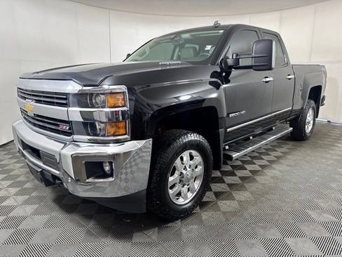 Used 2015 Chevrolet Silverado 2500 LTZ w/ LTZ Plus Package AWD/4WD image 8