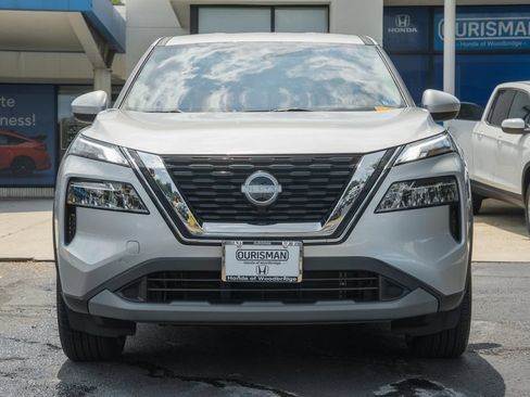 Used 2023 Nissan Rogue SV AWD/4WD image 2