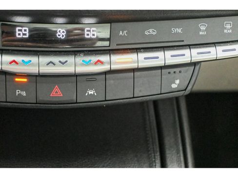 Used 2022 Cadillac XT4 Premium Luxury w/ Enhanced Visibility Package AWD/4WD image 47