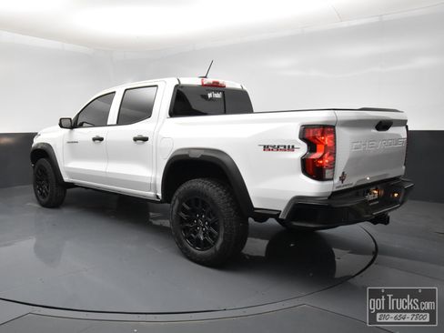 Used 2025 Chevrolet Colorado Trail Boss image 4
