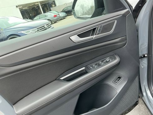 New 2026 Volkswagen Atlas Cross Sport SEL R-Line image 32