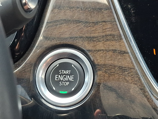Used 2021 Cadillac XT6 Premium Luxury FWD image 24