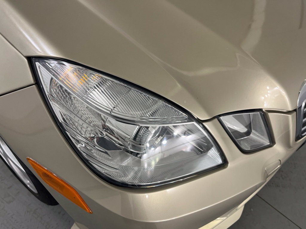Used 2010 Mercedes-Benz E 350 Sedan image 33