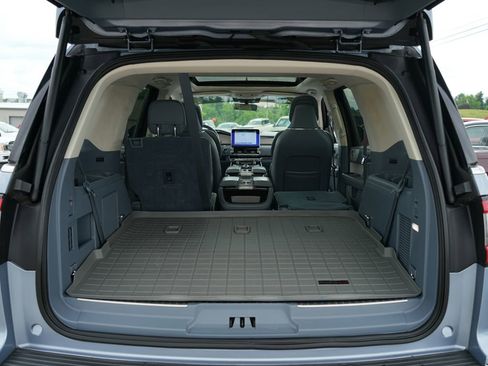 Used 2019 Lincoln Navigator Black Label w/ Cargo Package AWD/4WD image 33