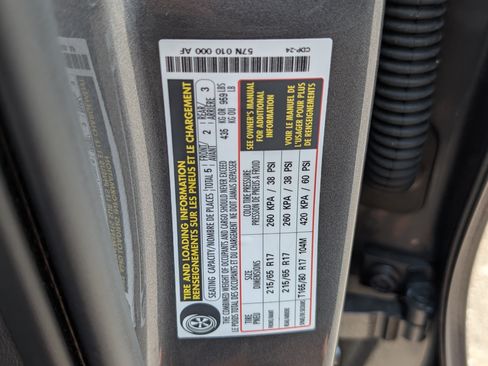 Used 2025 Volkswagen Tiguan S FWD image 37