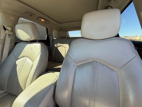 Used 2015 Cadillac SRX Performance w/ Driver Awareness Package image 11