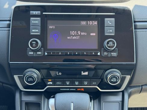 Used 2018 Honda CR-V LX image 14