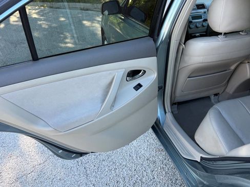 Used 2007 Toyota Camry XLE image 15