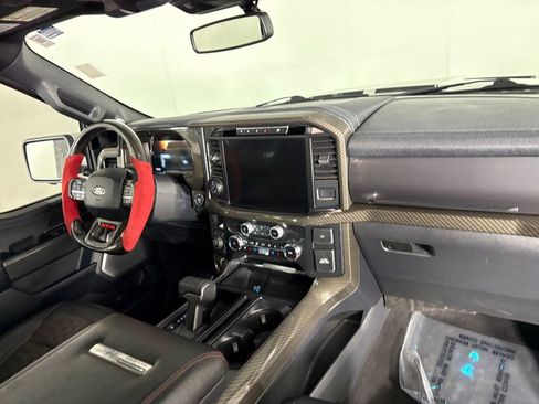 Used 2024 Ford F150 Lariat w/ Equipment Group 502A High image 34