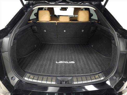 Used 2023 Lexus RZ 450e Premium w/ Technology Package image 8