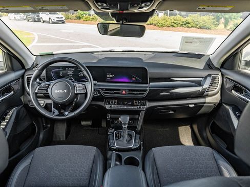 Used 2026 Kia Seltos S FWD image 21